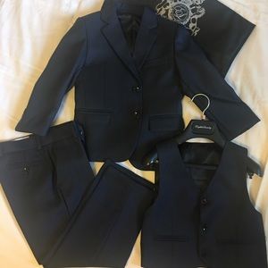 Three-piece suit